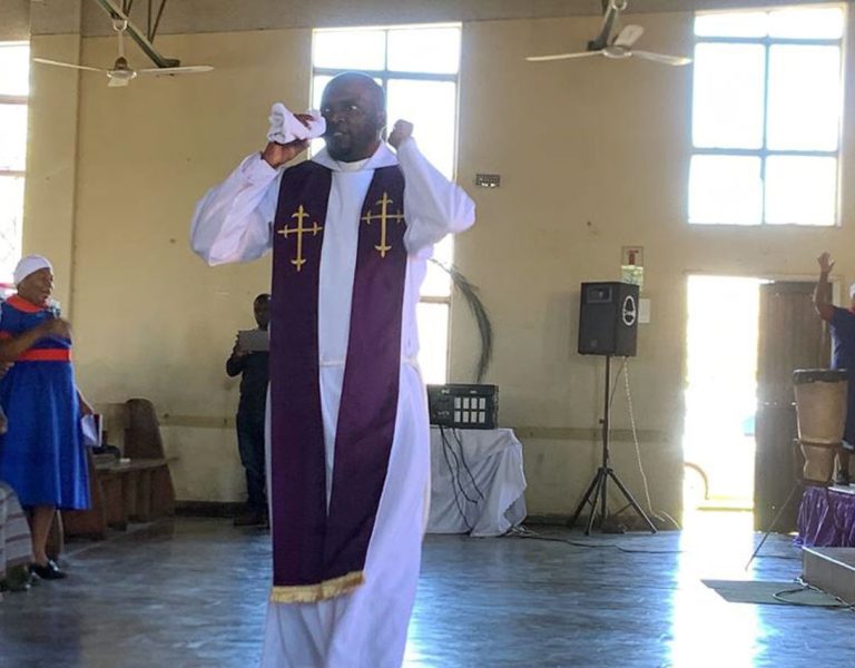 Preaching Worship An Online Family